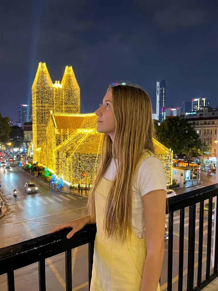 Notre-Dame Saigon Night